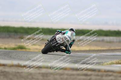media/May-03-2025-CRA (Sat) [[22b18d099a]]/Races/Race 2/